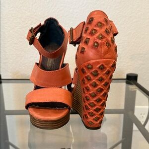 Calvin Klein Jeans Orange Studded Wedge Sandals Sz 7.5